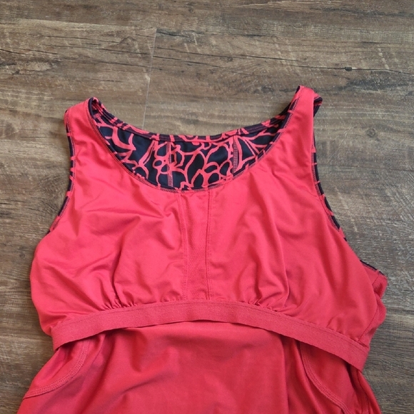 Talbots Tank Top With Razer Back Built-in Bra Size XL Black And Coral - Picture 7 of 7